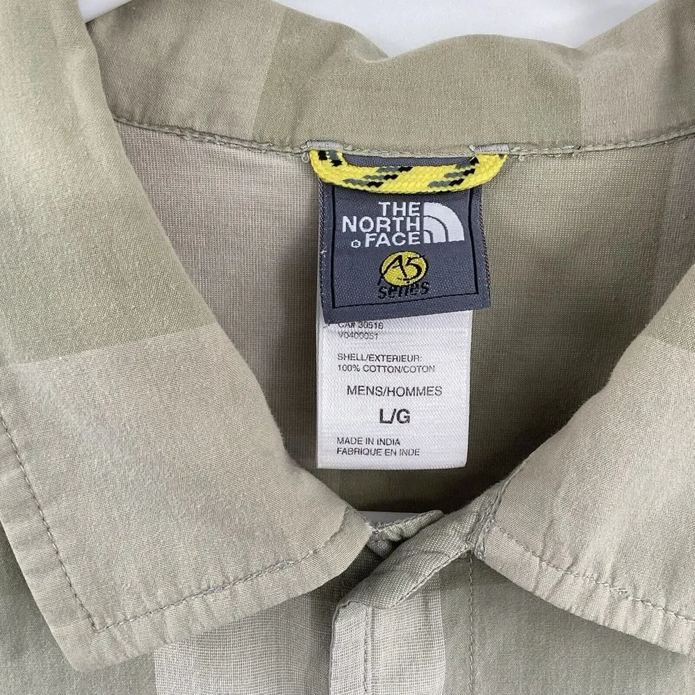 The North Face A5 Series Mens Large Gray Short Sleeve Button Front Plaid Shirt -